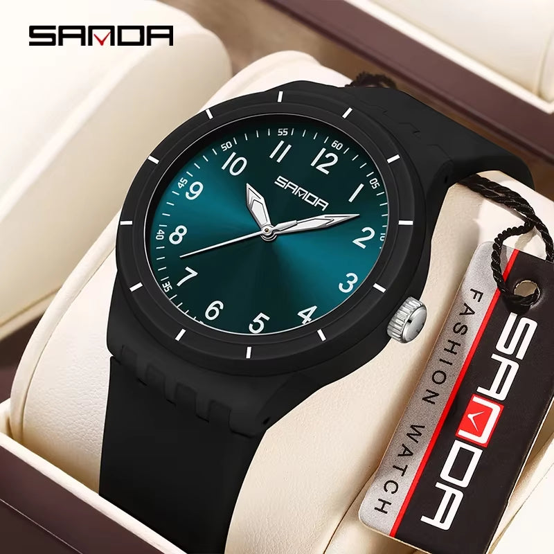 New Fashion Man Sports Watches Unisex Quartz Simple Waterproof Watch Night Light Male Female Student Quartz Casual Watch