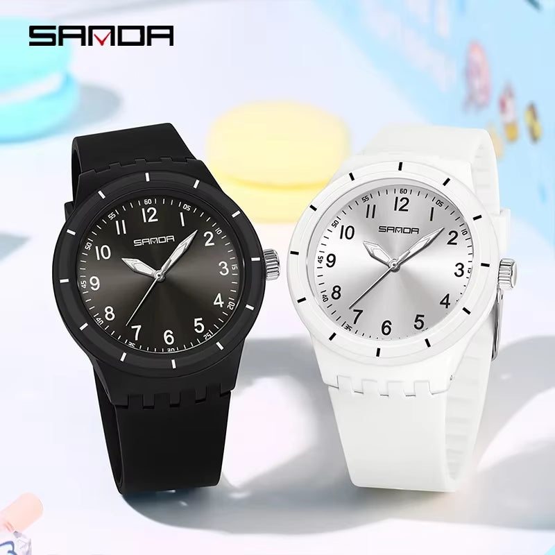 New Fashion Man Sports Watches Unisex Quartz Simple Waterproof Watch Night Light Male Female Student Quartz Casual Watch