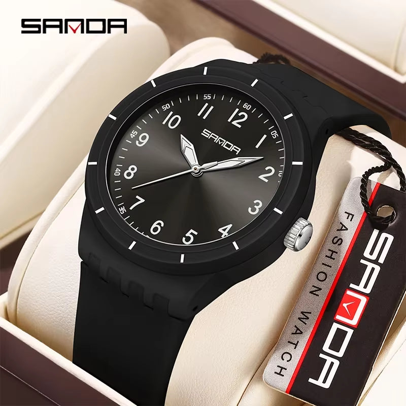 New Fashion Man Sports Watches Unisex Quartz Simple Waterproof Watch Night Light Male Female Student Quartz Casual Watch